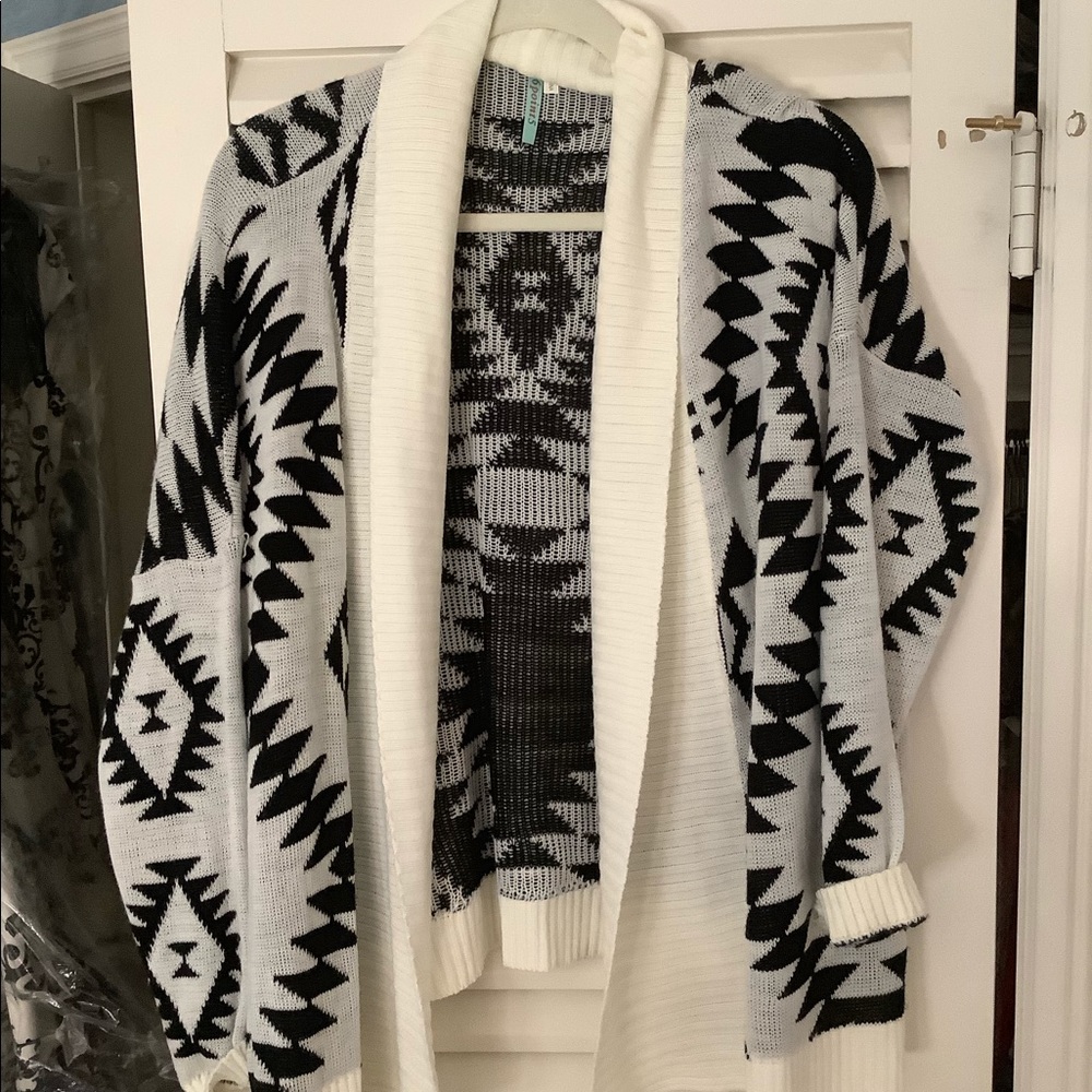Patterned sweater